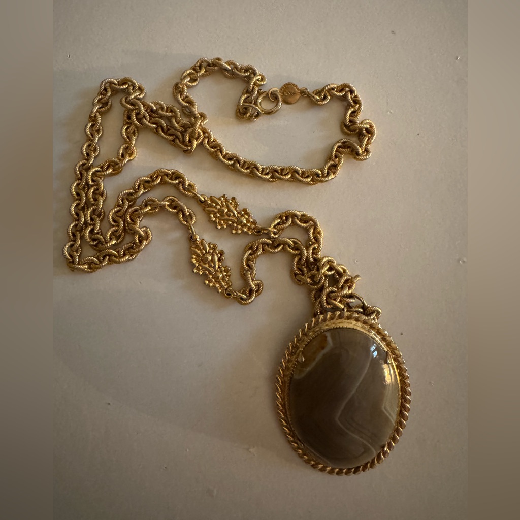 Accessocraft Nyc Elegant Gold Pendant Necklace